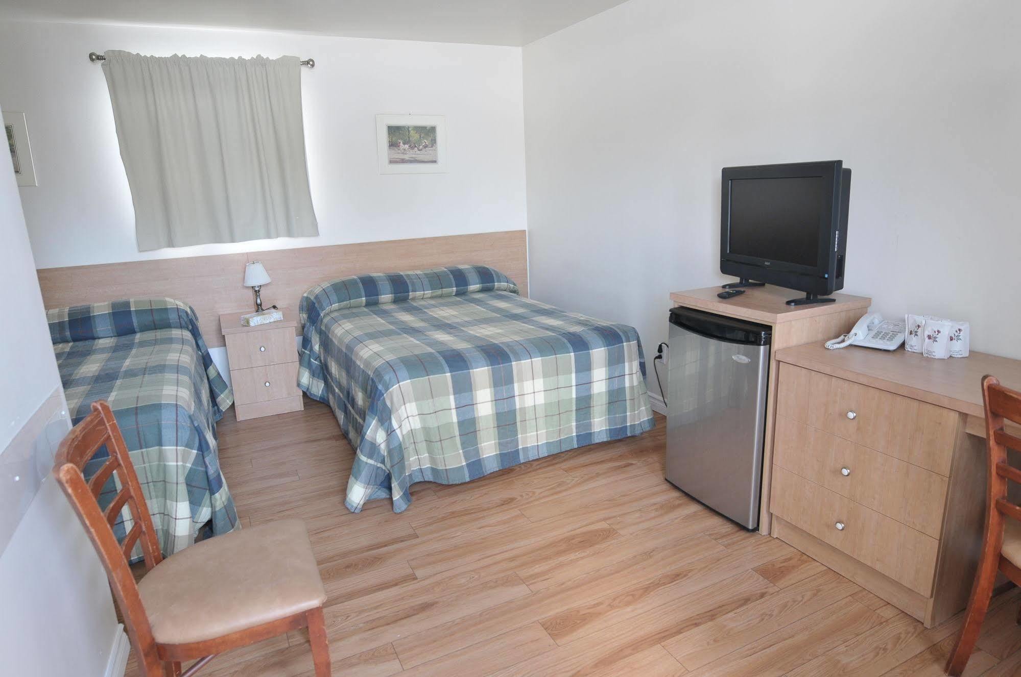 Motel Chevalier Québec Esterno foto