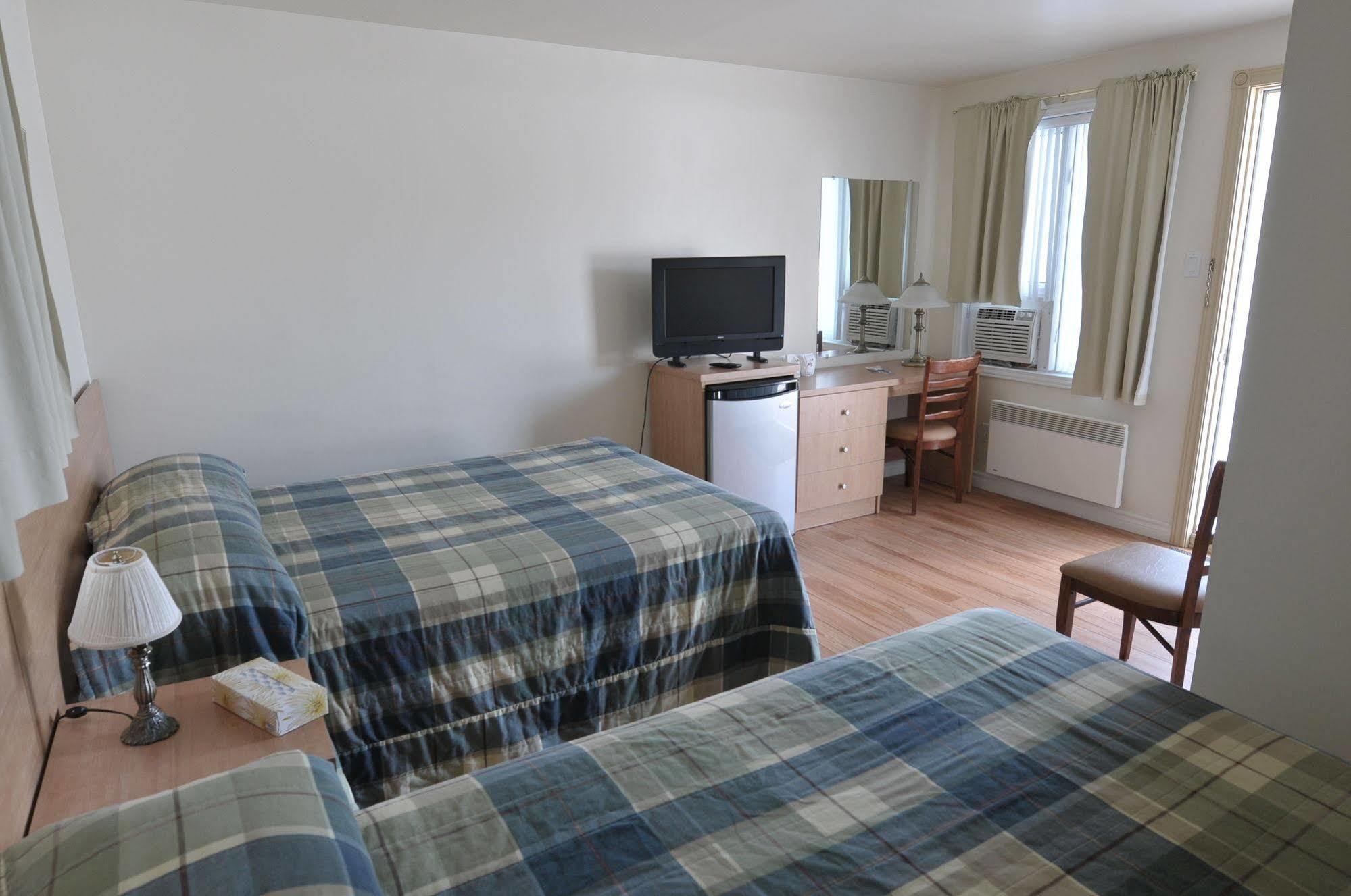 Motel Chevalier Québec Esterno foto