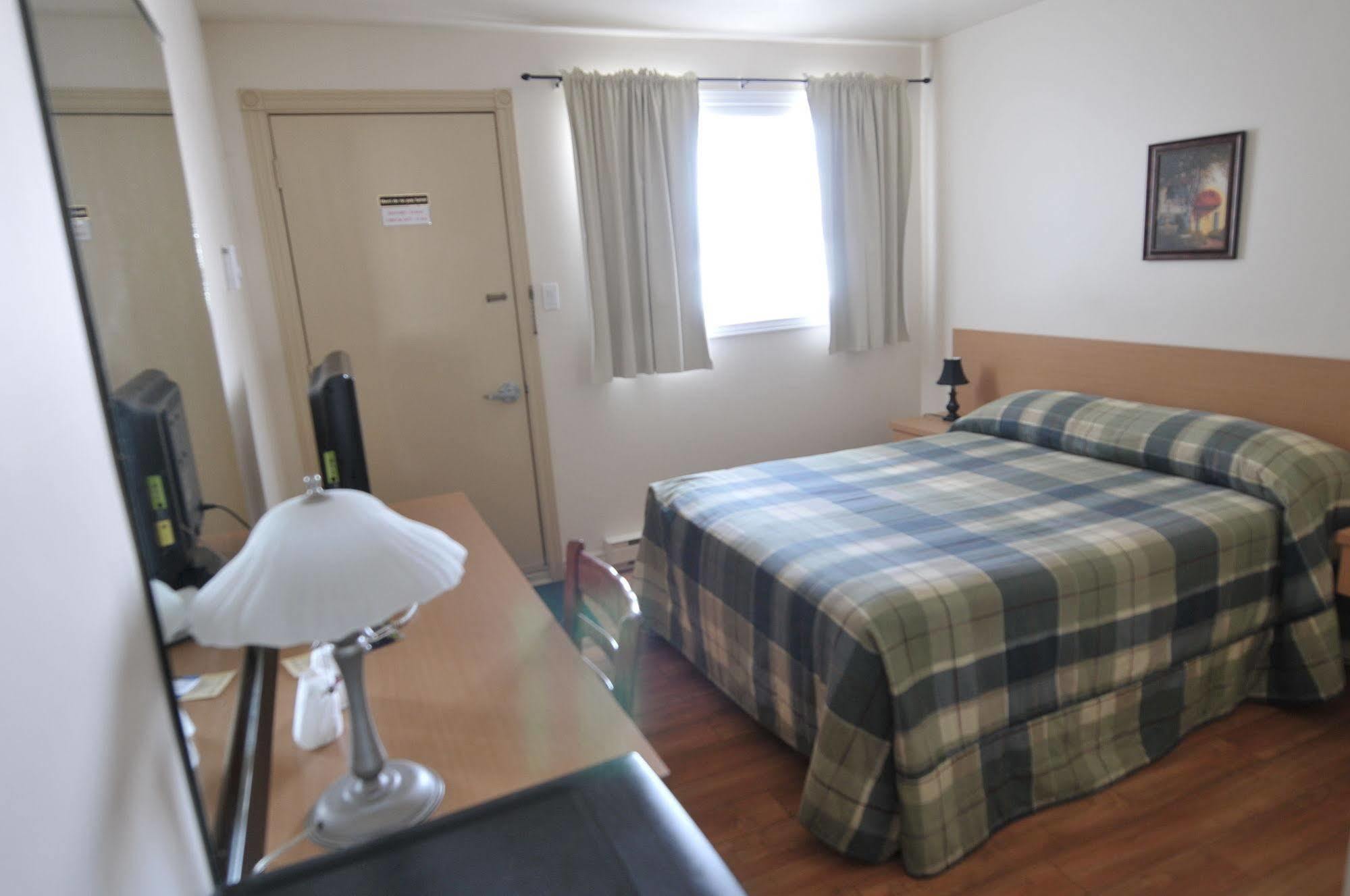 Motel Chevalier Québec Esterno foto